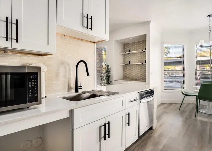 Boulevard 2br By Stadium Pool Parking Gym 10 *
